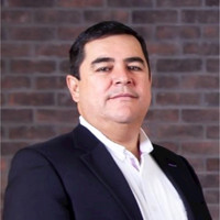 Carlos Serrano