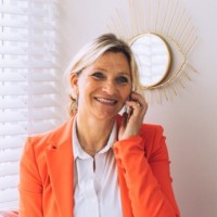 Nicole Van der Veeke