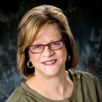 Julie Sylvester