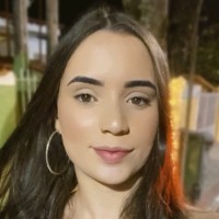 Larissa Teles Miranda