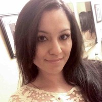 Yezenia Colon