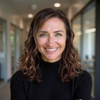 Stefanie Ratledge
