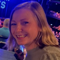 Annika Å.