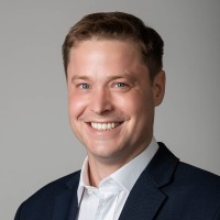 Sven Törringer, Ll.M