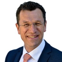 Dr. Martijn van der Spoel