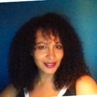 Janet Hunter, Comt