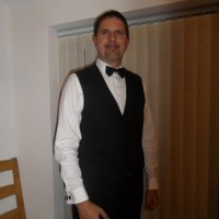 Lee Page
