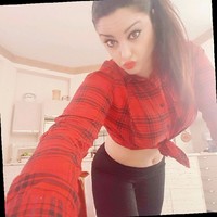 Bruneta Sexi