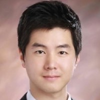 김신우