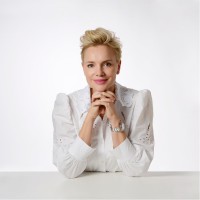 Eliane Hofmann 霍莉安