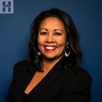 Dayenne M.