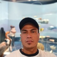 Algie Ebol
