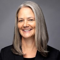 Elaine Wine, Aia