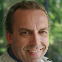 Warwick Hooke