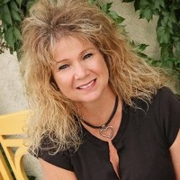 Lori Mallon