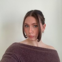 Olivia Lauren Jones