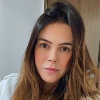 Júlia Almeida