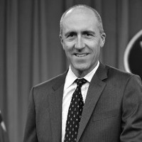 Dan De Luce