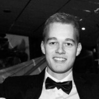 Dennis Riem
