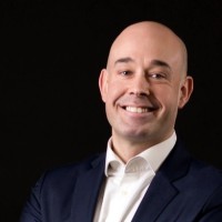 Jonathan Steele, Mba