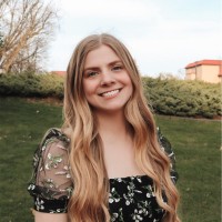 Alena Pringle, Eit