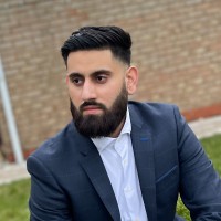 Hamza R.