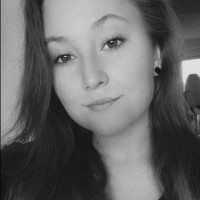 Nina C.