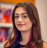 Emma Hot
