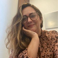 Elaine Cristina