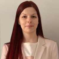 Eszter Császár, Phd