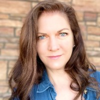 Lynette Crowe