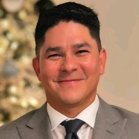 Luis Nava