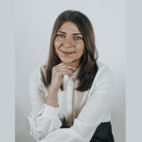 Dr. Viktoria Heinzel