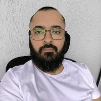Roberto Santiago