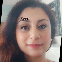 Farah Tnebar