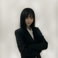 Delphinie Chan