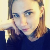 Ana Hendrix