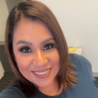 Evelyn Salazar