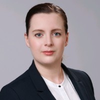 Dr. Anne Behrens