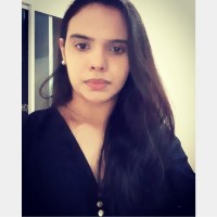 Kássia Simões