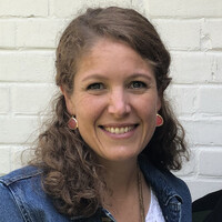 Claire Willis