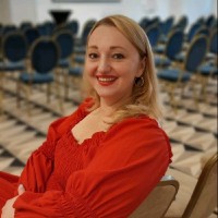 Неля Кравченко