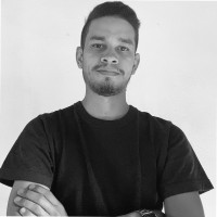Lester Peña