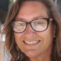 Suzanne Hurst
