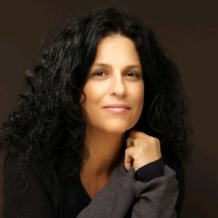 Ayelet Komar