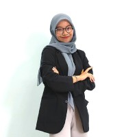 Dwi Ria Latifa
