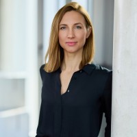 Dr. Nathalie Knappe