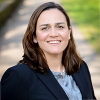 Raina Barthelme, Mba