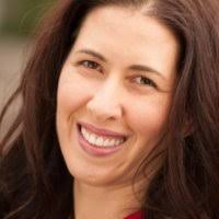 Naomi Derner, Cfa