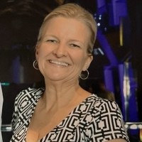 Fiona Brenek